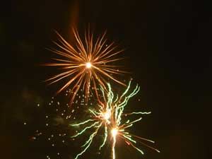 Fuesgos de artificio en la Fiesta Nacional de San Antonio de Padua